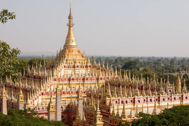 istock Thanboddhay Paya pagoda in Monywa 916140368