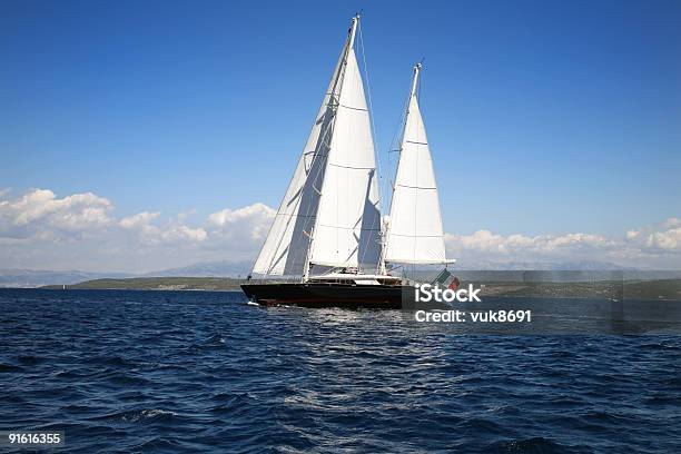 Красивый Старый Sailing Boat — стоковые фотографии и другие картинки Без людей - Без людей, Береговая линия, Ветер