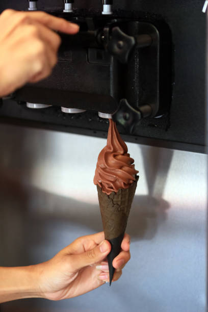Hand press ice-cream