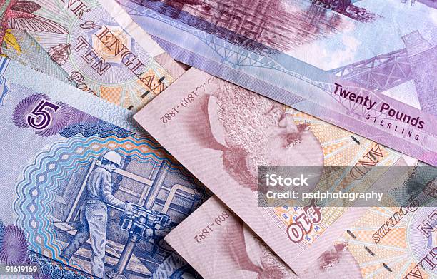 Valuta Britannica Note - Fotografie stock e altre immagini di Incentivare - Incentivare, Simbolo della sterlina, Valuta