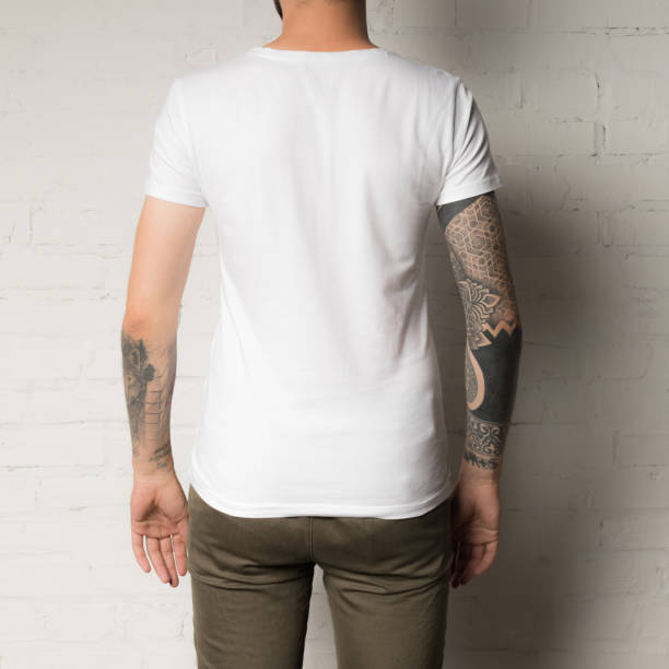 istock man in blank white t-shirt 916197696