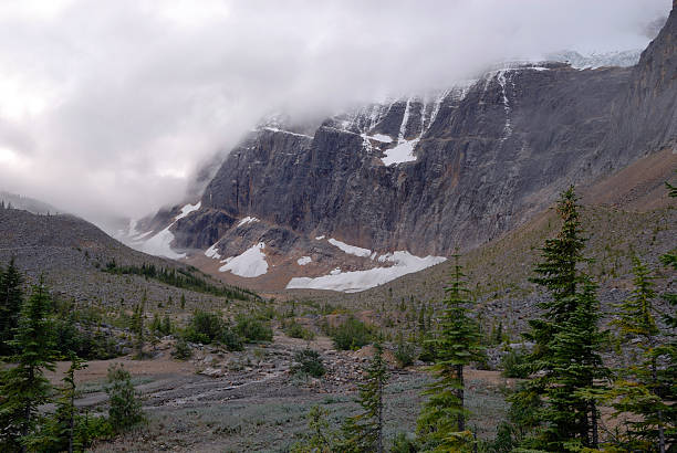 istock Glacial valley in Canadian Rockies 91620223