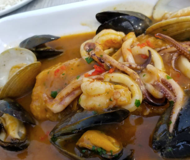 istock PERUVIAN FOOD: Spicy Seafood Lunch. 916224148