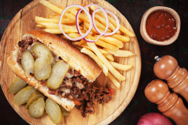 istock Sloppy joes, ground beef sandwich 916235216