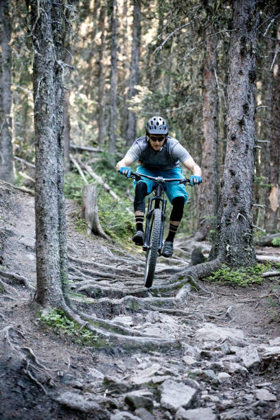 istock Rocky Mountain Bike Ride 916249528