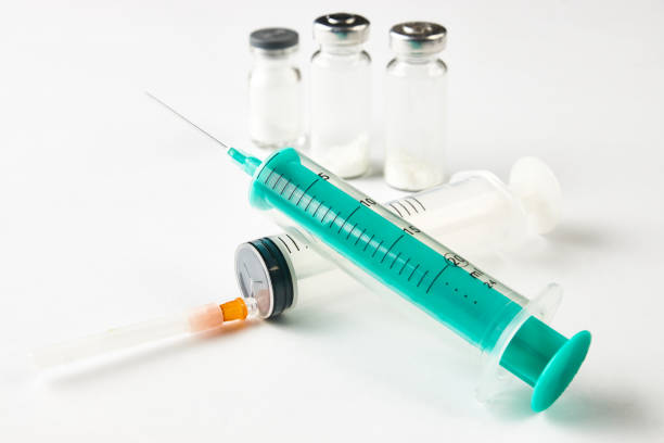 istock Medical Syringes, medicine bottles 916255400