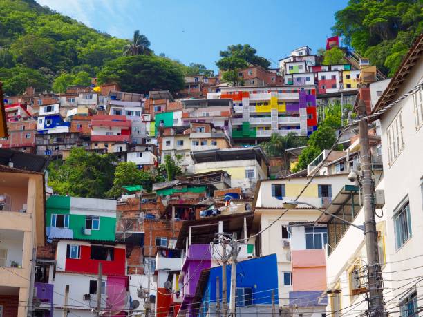 istock Streets and View of Santa Marta favela 916294176