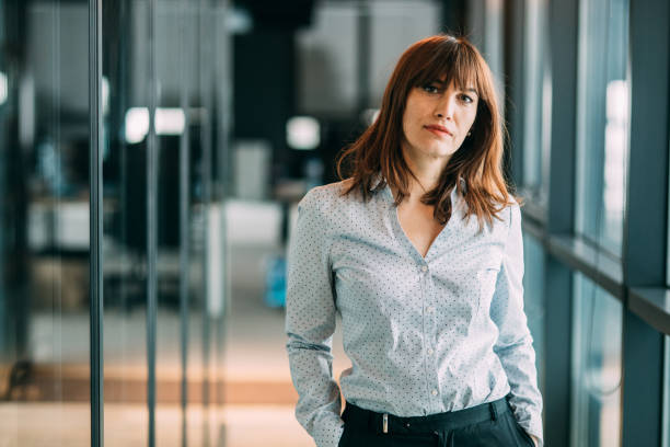 istock Modern successful businesswoman 916298078