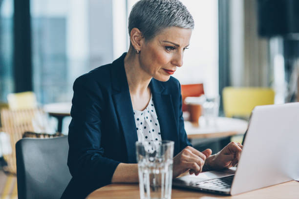 istock Confidence and success in business 916298104
