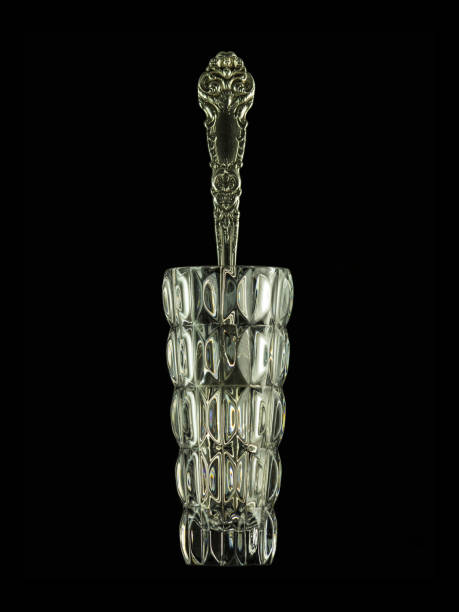 elegancki wazon ze szkła bąbelkowego z ozdobnym srebrem dlalk - bubbled zdjęcia i obrazy z banku zdjęć