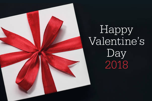 istock Valentine's day card with greeting 916341176