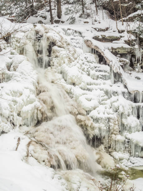 istock Frozen waterfall in Ricketts Glen Park 916362464