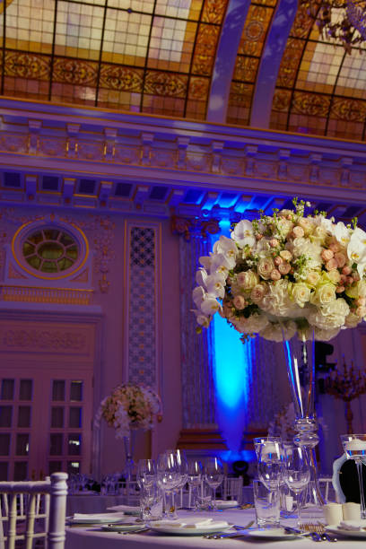istock flowers on table in wedding day 916375992