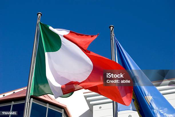 Flaga - zdjęcia stockowe i więcej obrazów Flaga - Flaga, Flaga państwowa, Włochy