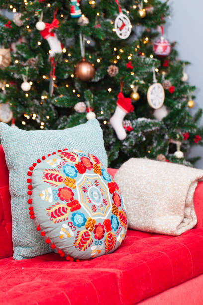 istock Christmas home decoration 916455784