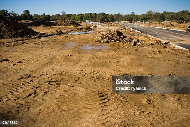 Excavated Farm Land Development Przedstawiające Nowe Budownictwo - zdjęcia stockowe i więcej obrazów Brązowy