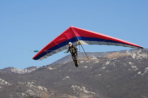 Hangglider in action(Grobnik-Croatia) Hangglider in action(Grobnik-Croatia) glider hang glider hanging sky stock pictures, royalty-free photos & images