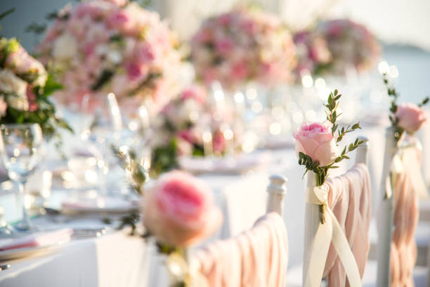istock Table setting at a luxury wedding and Beautiful flowers on the table. 916472678