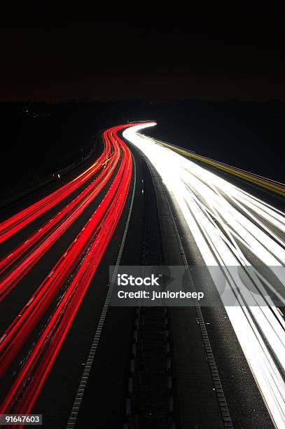 Autopista Luces Borrosas Foto de stock y más banco de imágenes de Aire libre - Aire libre, Amanecer, Anochecer