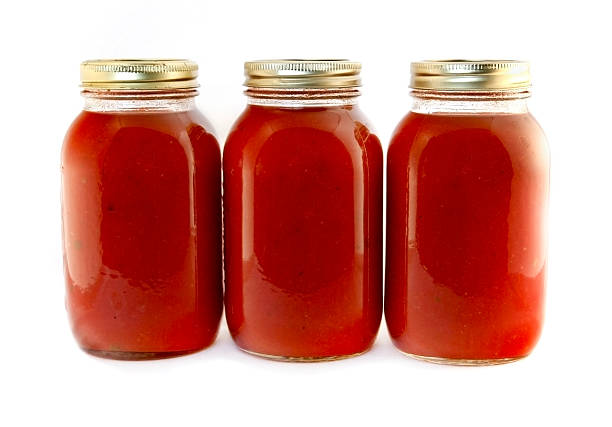 банки из томатный соус - tomato sauce jar стоковые фото и изображения