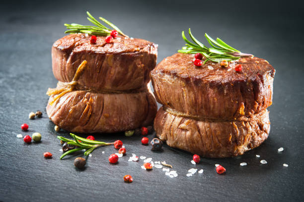 istock Grilled beef fillet steaks mignon 916596220