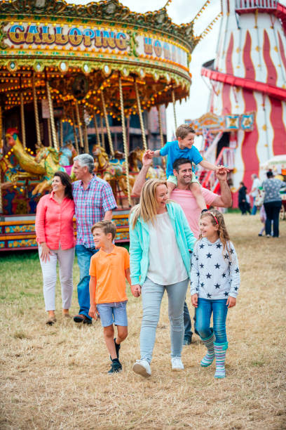 istock Multi-Generation Family at the Fairground 916605840