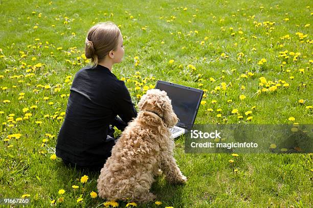 Foto de Juntos e mais fotos de stock de Adulto - Adulto, Animal, Animal de estimação