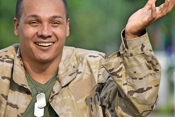 istock Male Soldier Making A Decision 916700234