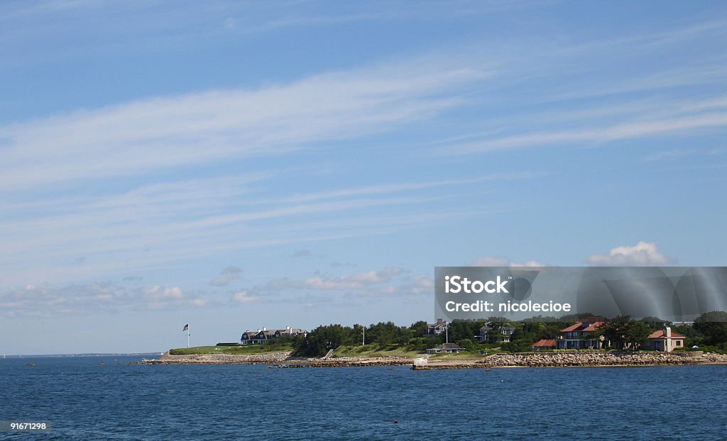 Mansões de frente para o mar - Foto de stock de Características do litoral royalty-free