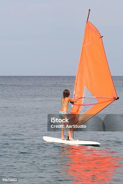 Windsurf Foto de stock y más banco de imágenes de Adolescente - Adolescente, Adulto, Adulto joven