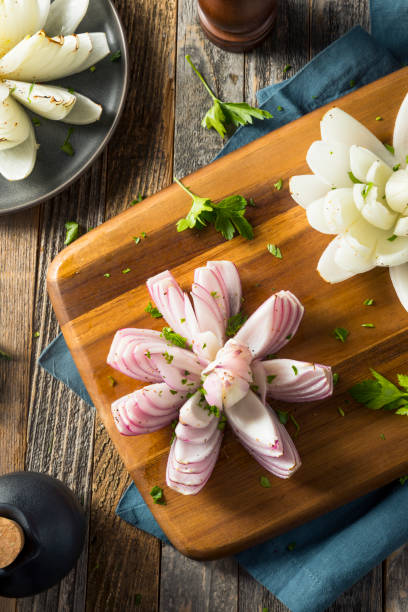 istock Baked Organic Onion Lotus Flower 916728602