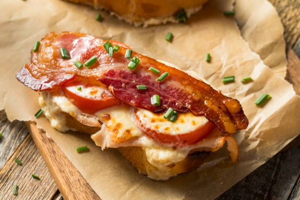 istock Homemade Baked Kentucky Hot Brown 916730902