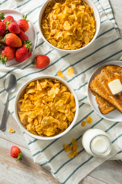 istock Healthy Corn Flakes with Milk for Breakfast 916731260