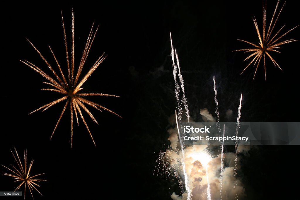 Mehrere Feuerwerk - Lizenzfrei Bildhintergrund Stock-Foto