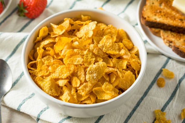 istock Healthy Corn Flakes with Milk for Breakfast 916735850
