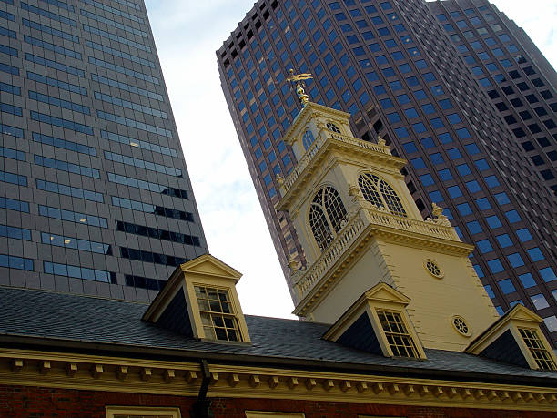 istock Ye Olde Meeting House Boston Massachusetts 91673870