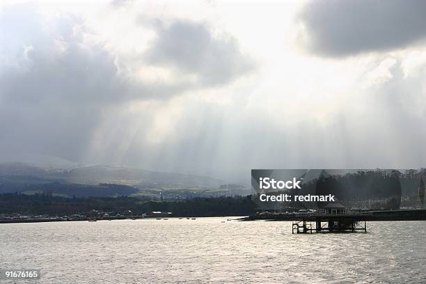 Clima Cambiar El Panorama Alrededor De Snowdonia Foto de stock y más banco de imágenes de Gales - Gales, Lluvia, Agua