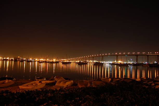 корон�адо мост в ночное время - san diego california bridge coronado beach outdoors стоковые фото и изображения