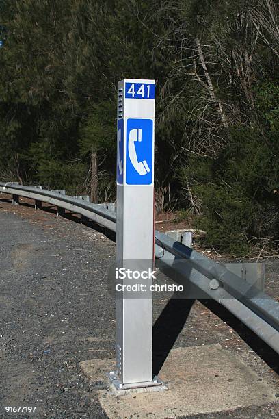 Cabina De Teléfono De Emergencia Foto de stock y más banco de imágenes de Australia - Australia, Alto - Descripción física, Autopista