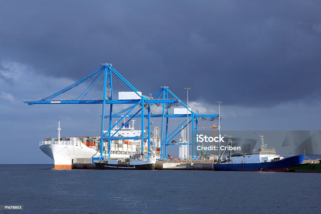 Containership - Foto de stock de Chuva royalty-free