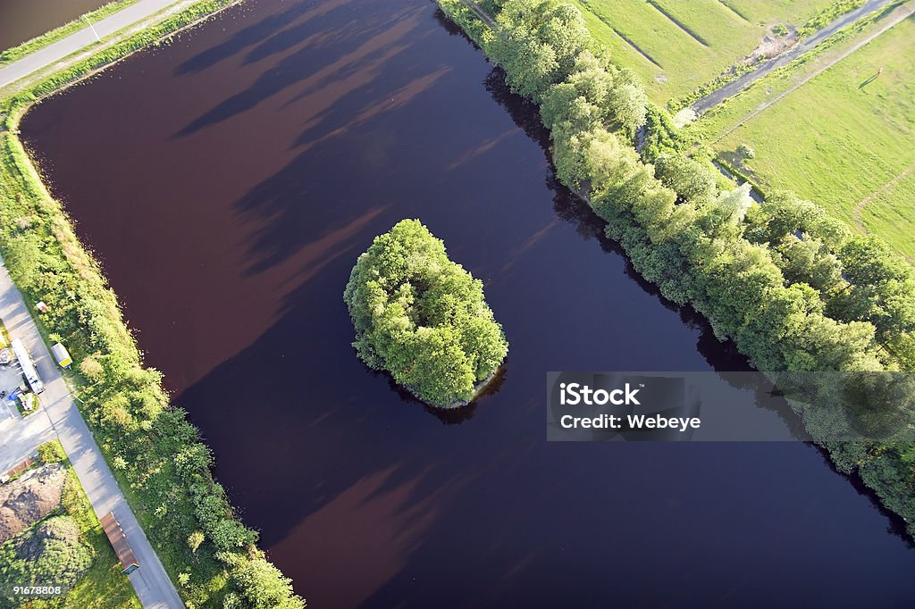 Вид с воздуха на остров - Стоковые фото Вид с воздуха роялти-фри