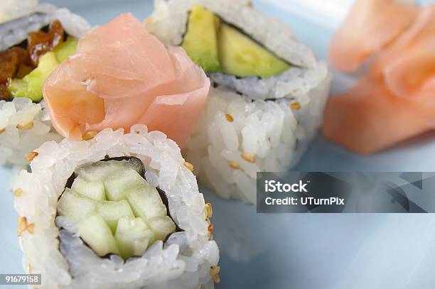 Vegetariano Sushi - Fotografie stock e altre immagini di Alimentazione sana - Alimentazione sana, Antipasto, Avocado
