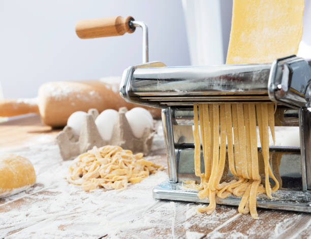 de fazer massa - healthy eating pasta flour food - fotografias e filmes do acervo