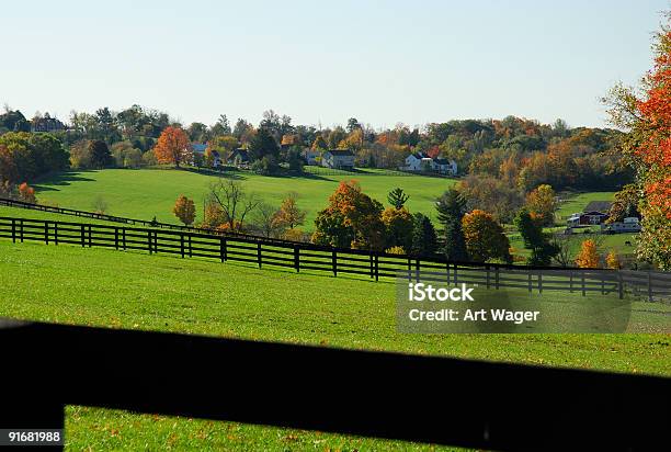 Foto de Farm Paisagem De Outonohudson Valley Nova York e mais fotos de stock de Casa - Casa, Rancho, Ajardinado