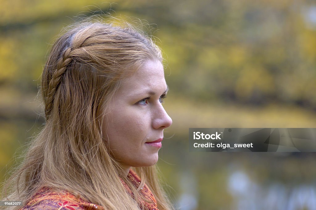 Herbst Frau - Lizenzfrei Attraktive Frau Stock-Foto