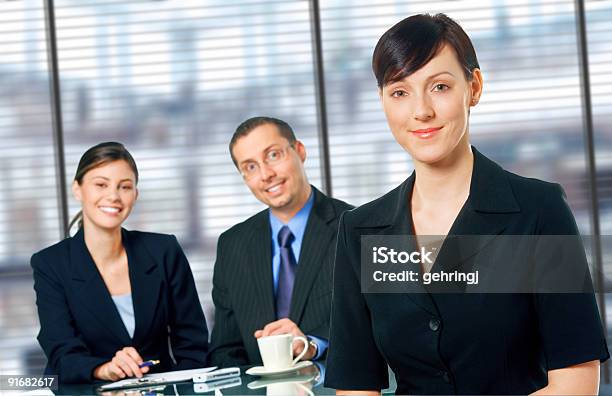Spotkanie Biznesowe - zdjęcia stockowe i więcej obrazów Biuro - Biuro, Biznes, Biznesmen