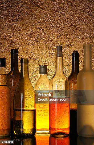 Алкогольные Напитки — стоковые фотографии и другие картинки Бренди - Бренди, Натюрморт, Алкоголь - напиток