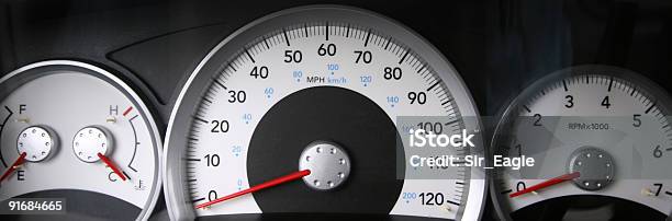 Przyrządy Pomiarowe - zdjęcia stockowe i więcej obrazów Prędkościomierz - Prędkościomierz, Liczba 60, Benzyna