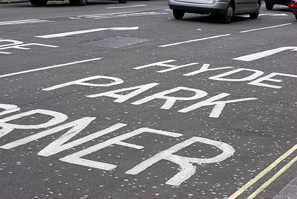 istock Hyde Park Corner Travel Lane 91684908