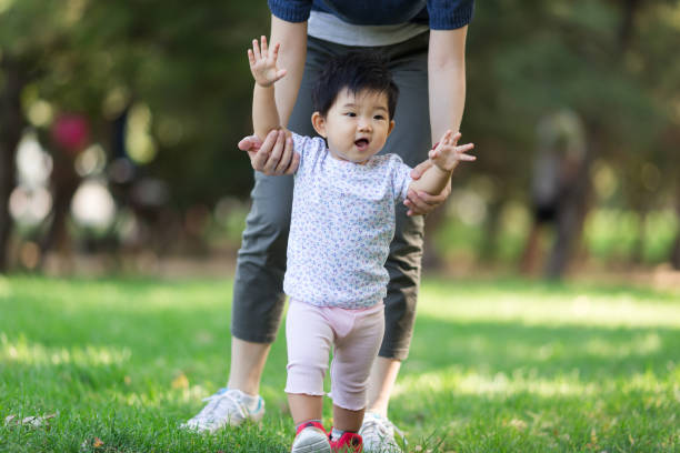 istock Baby took the first step in life 916858598